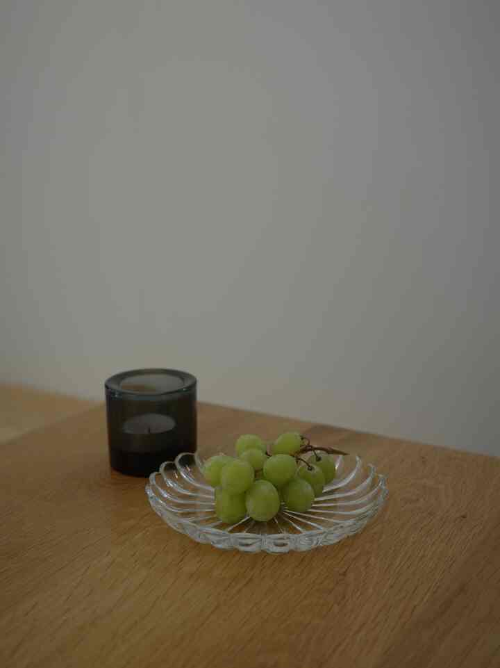 
夏は硝子の器をつい手にとってしまう。

#キャンドルホルダー #iittala #器 #硝子