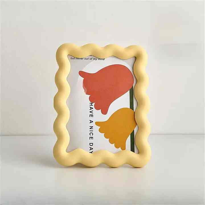 ヴィンテージスタイルの樹脂製フォトフレーム