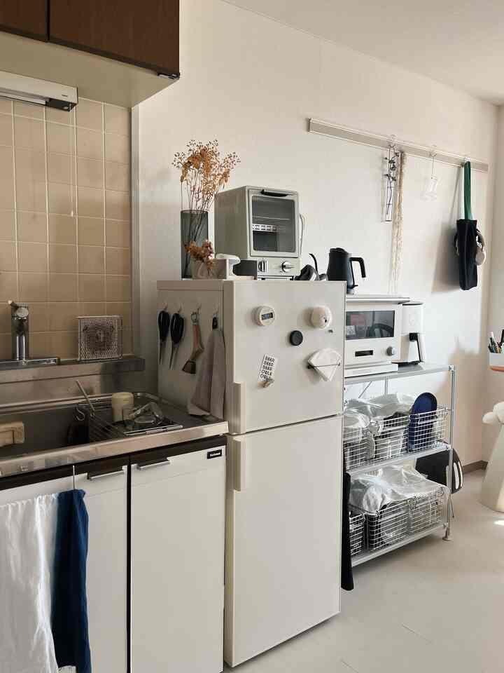 日常のキッチンコーナー💭


#キッチン #キッチン家具 #キッチン家電 
#一人暮らし #一人暮らし部屋 
#無印良品 #MUJI
#BALMUDA 