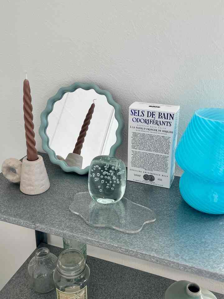 

フライングタイガー 夏の新作買ってきた！

2枚目の3点購入💛
うねうね大好きすぎて
今回の新作ツボすぎました🙌

#フライングタイガー 購入品 #海外インテリア #韓国インテリア #ミッドセンチュリー #カラフルインテリア

