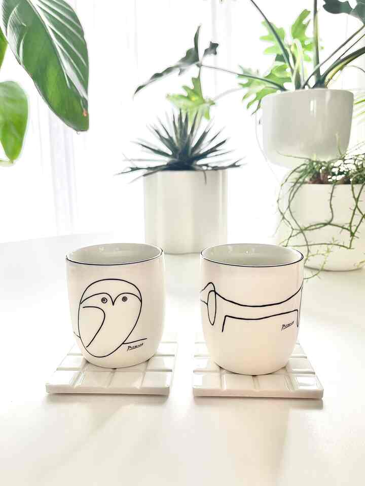 あったかい緑茶を飲む為の
湯呑みをずっと探してた。

ヨックモックミュージアムにて。🤍

#北欧っぽい #湯呑み 