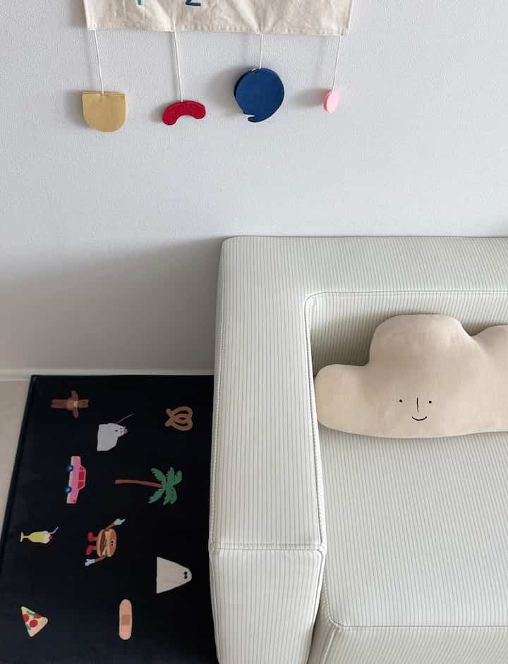 #제품제공

Kit rilis lucu dikirim oleh Tunu🤍🖤🫶🏻
Saya memilih desain yang lucu untuk dicocokkan dengan aksesori bayi, dan saya meluangkan waktu untuk melihat setiap gambar, mengajari mereka nama, dan bersenang-senang😆
Lucu sekali sehingga mereka menempatkannya di zona bayi🤍

#Tounou #뚜누발매트 #tounou #아기방인테리어 #아기방인테리어소품 #아기방꾸미기