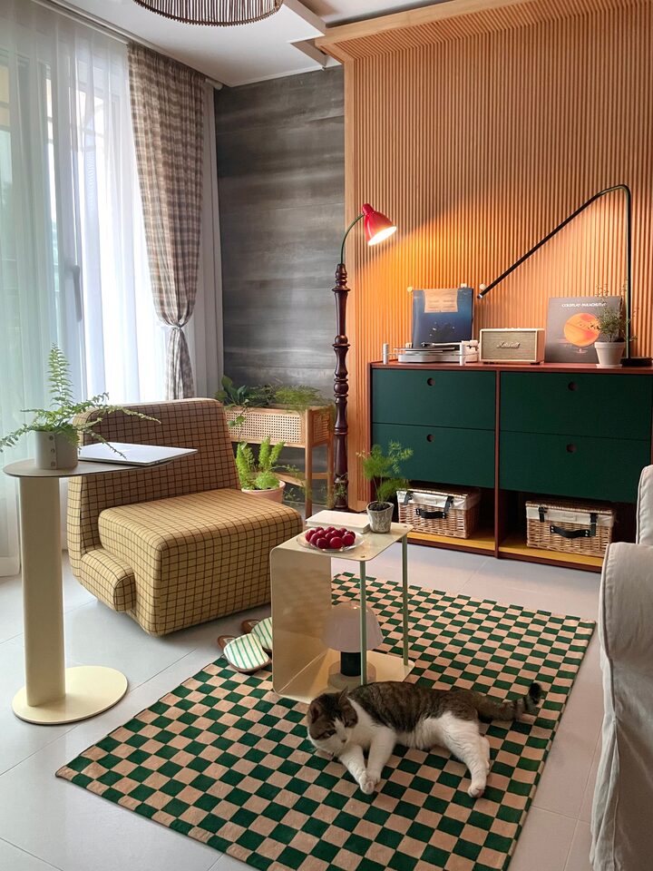 short form carousel card thumbnail