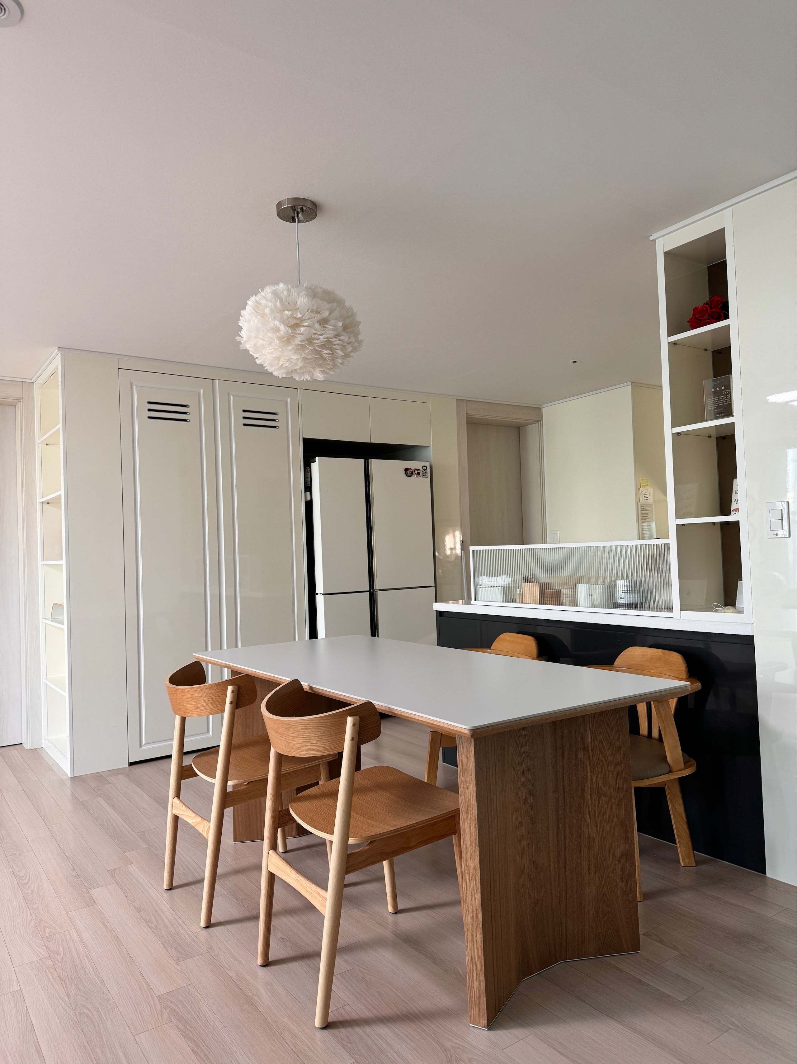 Curved Wooden Legged Dining Table user photo