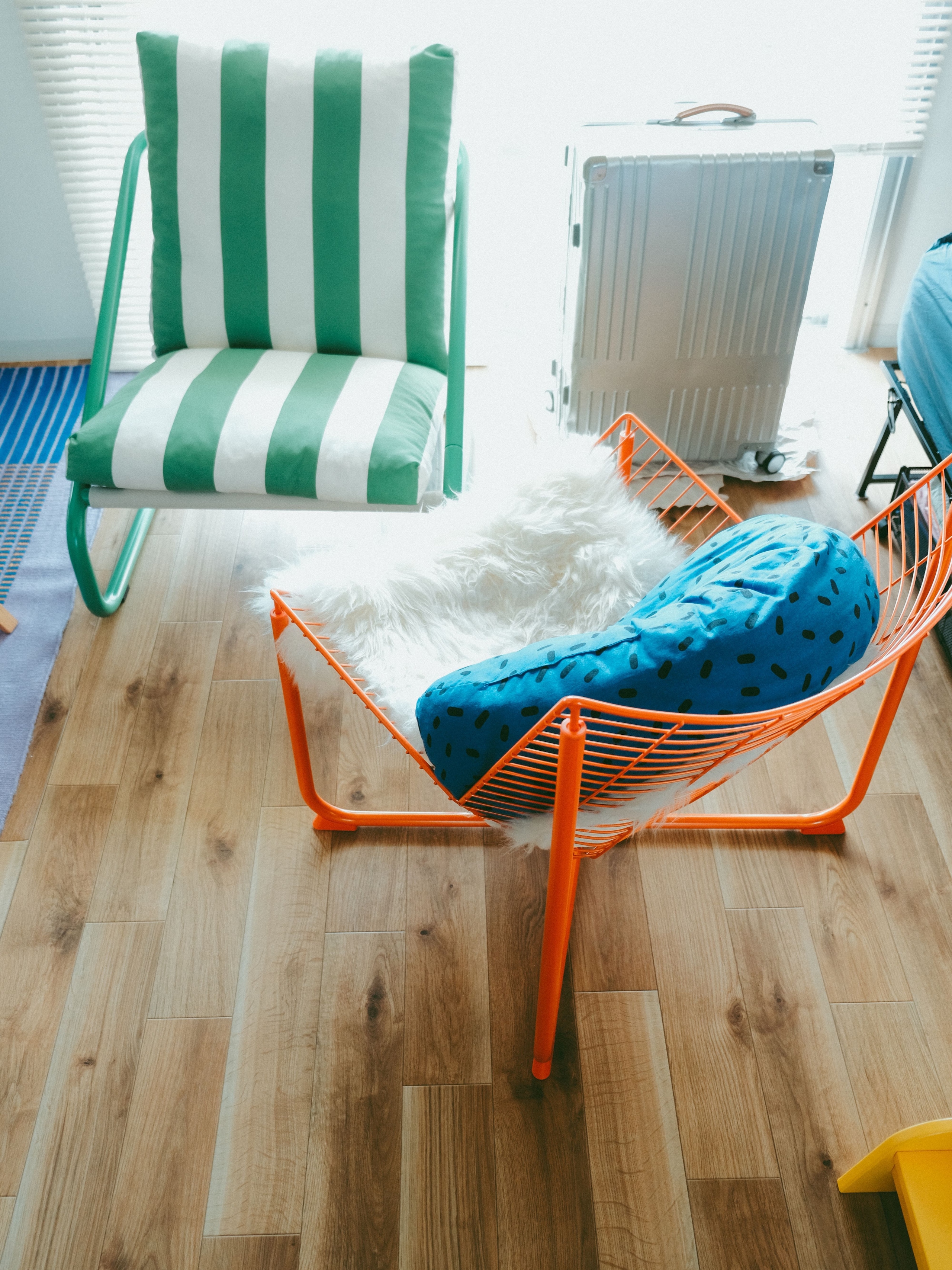 【新品未使用】　IKEA ÖNNESTAD オッネスタード　赤 ÖNNESTAD オッネスタード パーソナルチェア フレーム, レッド - IKEA