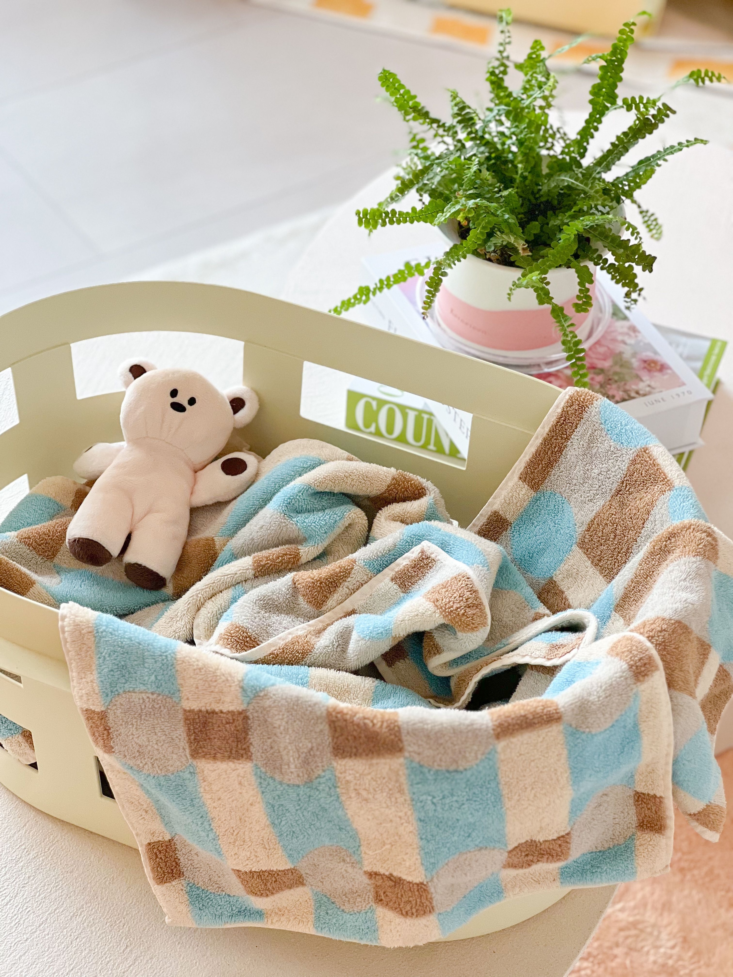 Dot Check Hand Towel user photo