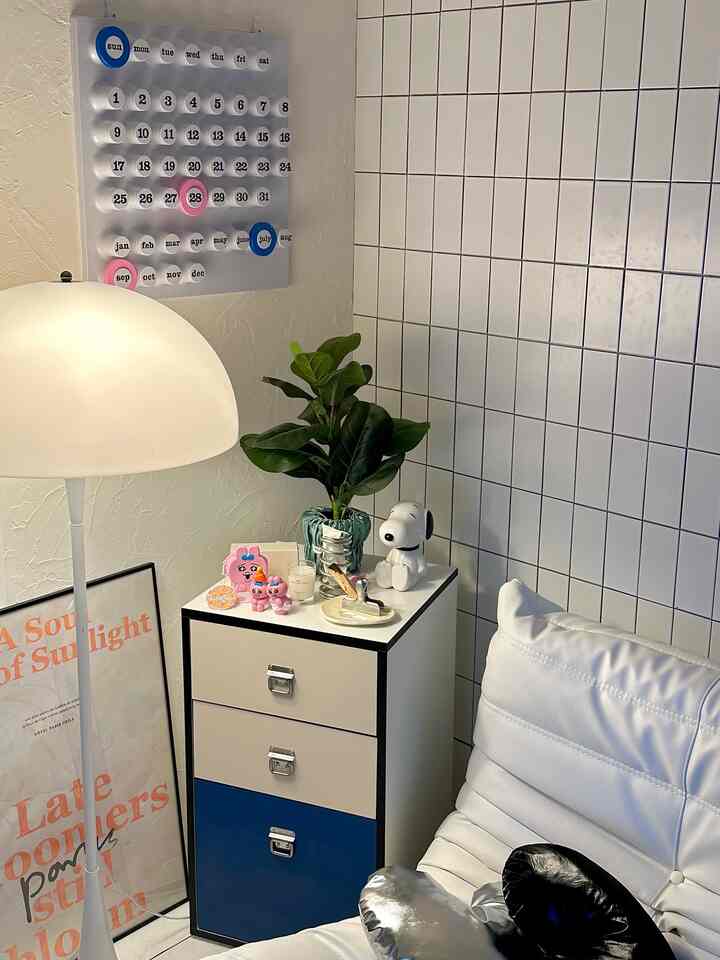 カラーが可愛いO'greの棚💙お気に入りインテリア💙💙


#VAMIR #リビング #リビング小物 #リビング照明 #リビング収納 #リビング雑貨 #リビングインテリア #韓国インテリア #インテリア家具 #インテリア #インテリア家電 #インテリア照明 