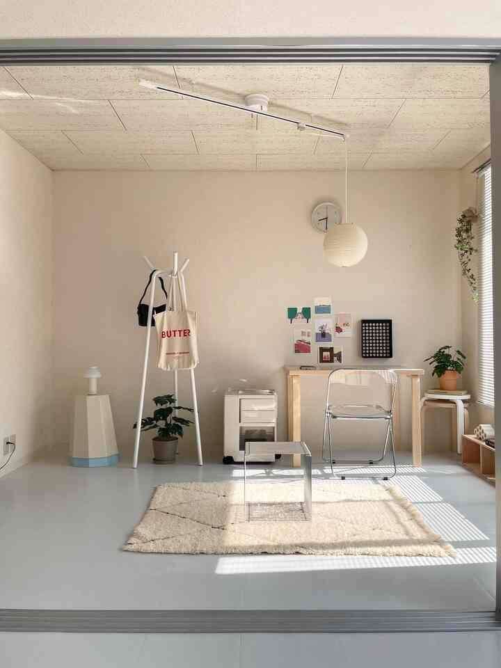 インテリアが好きになってから、いろいろなインテリアを購入してきましたが、私はコンパクトなものやスタッキングできるもの、折り畳んだりできるものが好きみたいです☺️

#スツール #椅子 #折り畳み椅子 #スタッキング #インテリア好き #インテリアコーディネート #ワークスペース 