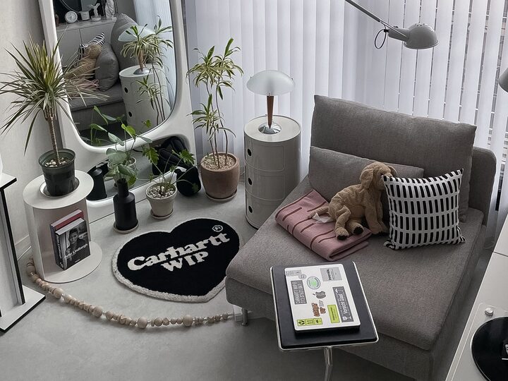 short form carousel card thumbnail