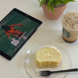 한 장에 다 담긴 내가 좋아하는 것들.. ♡
#coffee #plant #cozyliving