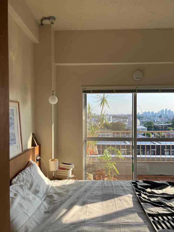 朝の寝室✌️

#renovation #整理収納 #収納アイデア #見せる収納 #暮らしの記録 #観葉植物 #日々の暮らしを楽しむ #くらしを楽しむ #部屋作り #部屋紹介 #女子部屋 #植物のある生活 #植物好きな人と繋がりたい #新生活準備 #インテリア好きな人と繋がりたい #インテリアグリー #インテリアき #インテリアショップ #インテリア小物 #インテリアフラワー #インテリア家具