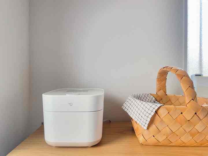 Penanak nasinya baru✨
Ini adalah seri stan Zojirushi 🐘

#Zojirushi #stan #炊飯器 #サブキッチン #キッチン収納