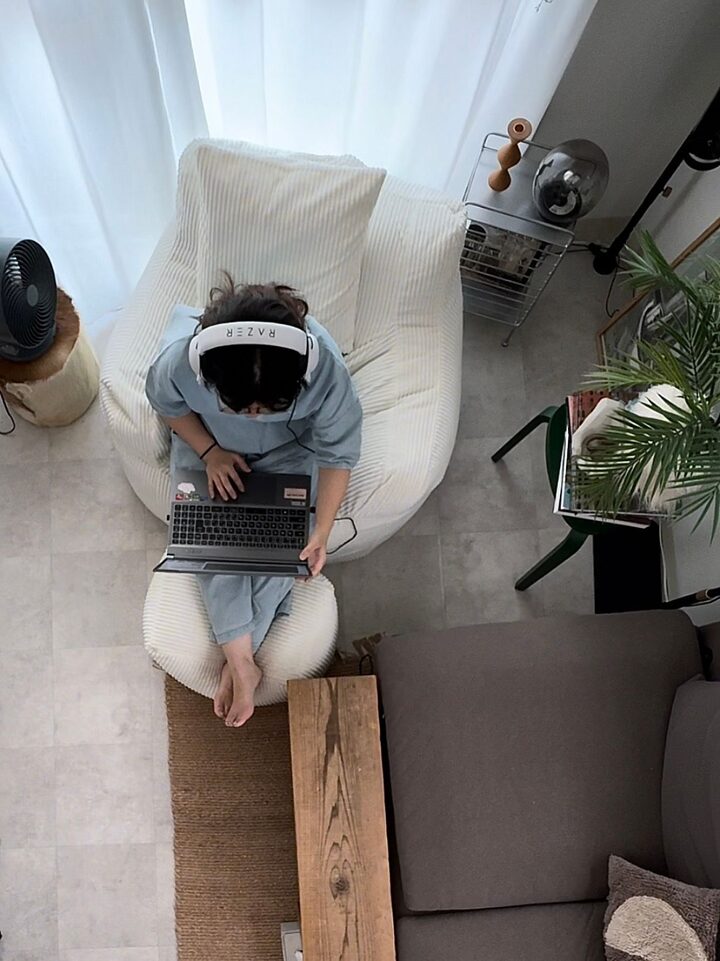 short form carousel card thumbnail