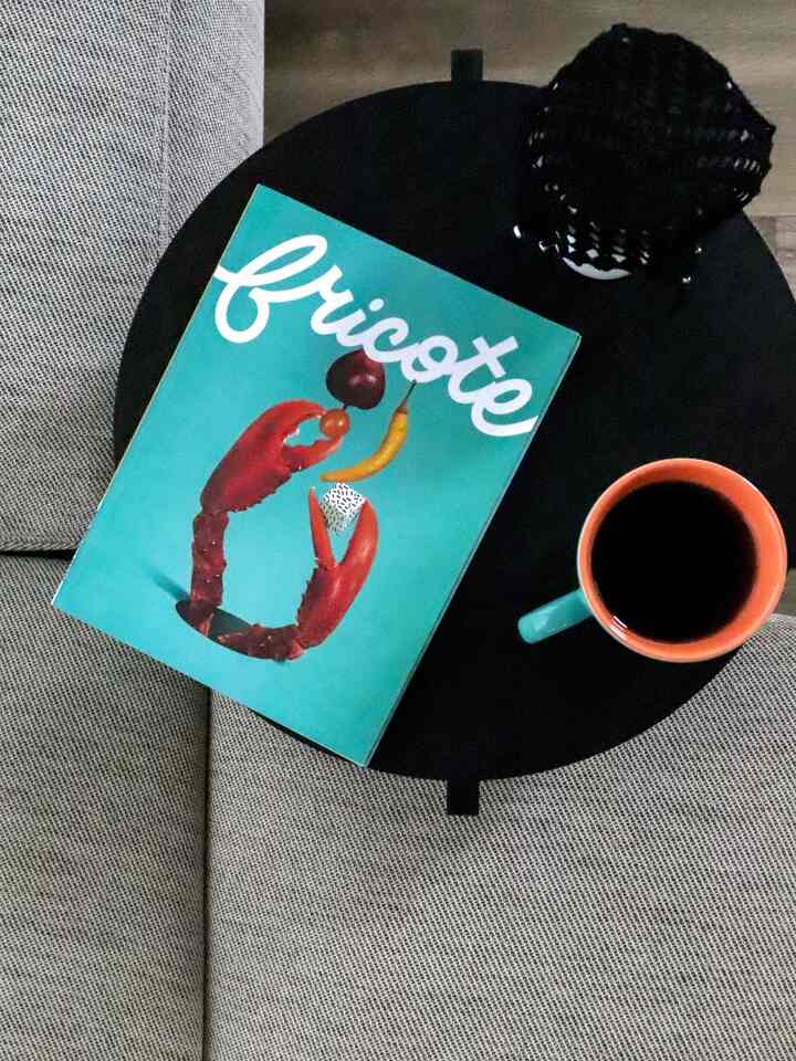 There's a boom in buying cute foreign books. I like them because they're useful for just leaving them out or for using them as a stand for lights or vases. #Foreign books