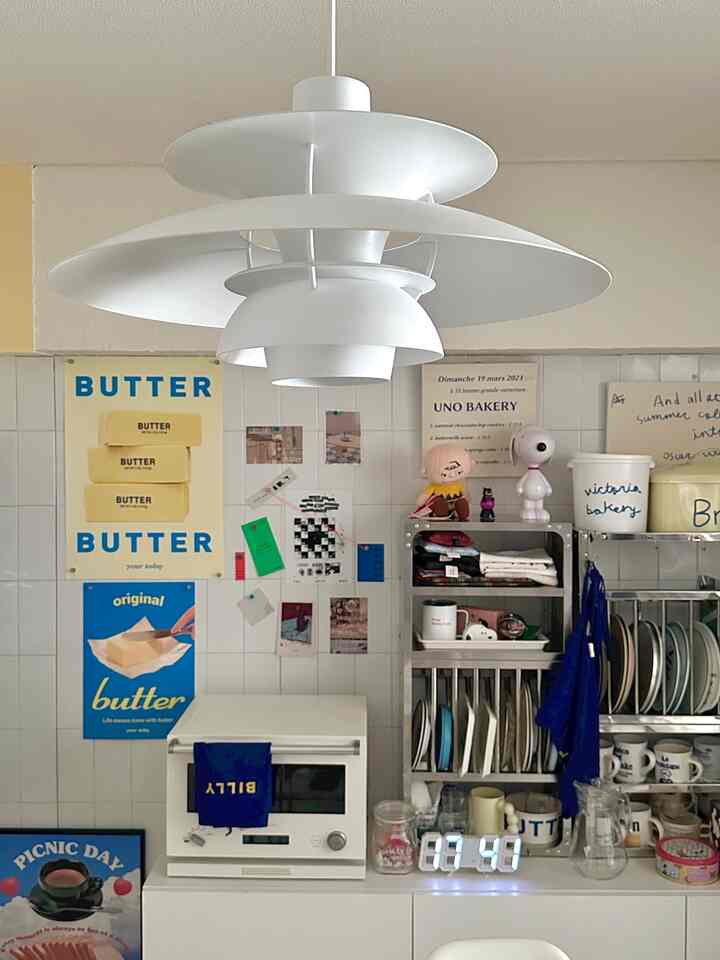 可愛いカレンダーをお迎えしたよ📅
マグネットになってるならダイニングで
使いたいって購入前から考えてた🩵可愛い☺️


#ダイニング #ダイニングインテリア #カレンダー #ポスター #ポスターインテリア #VAMIR #韓国インテリア #マイホーム #インテリア小物 #インテリア #インテリア家具 