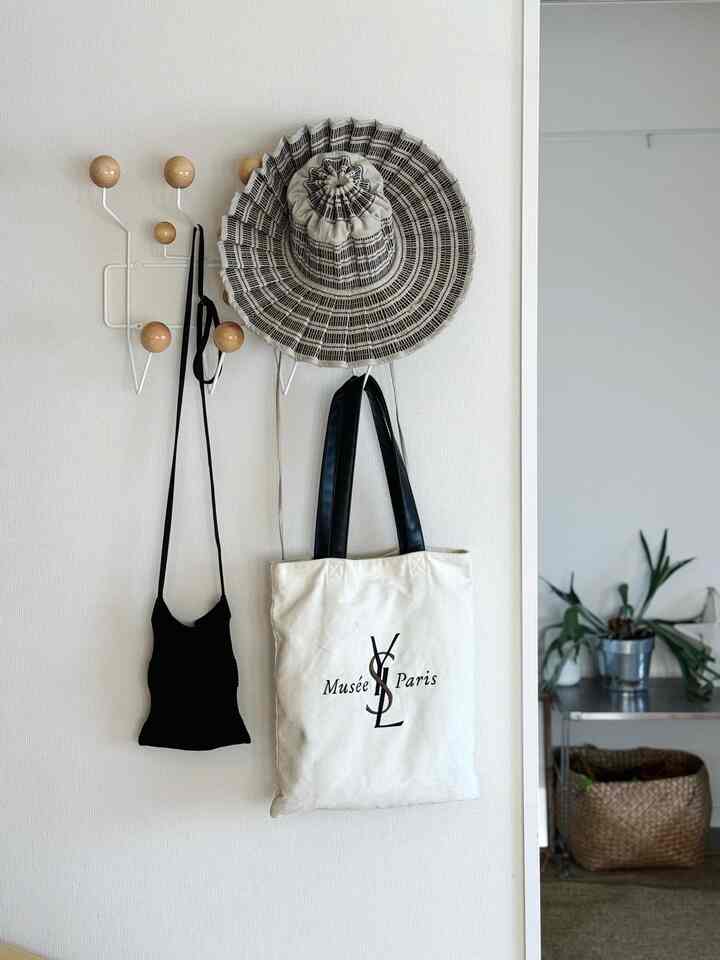 大活躍してる夏のモノトーンアイテムたち
フック買ってQOL上がったと思う

#ウォールフック