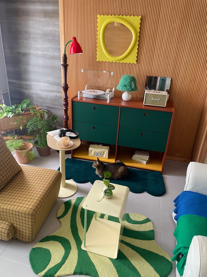 short form carousel card thumbnail