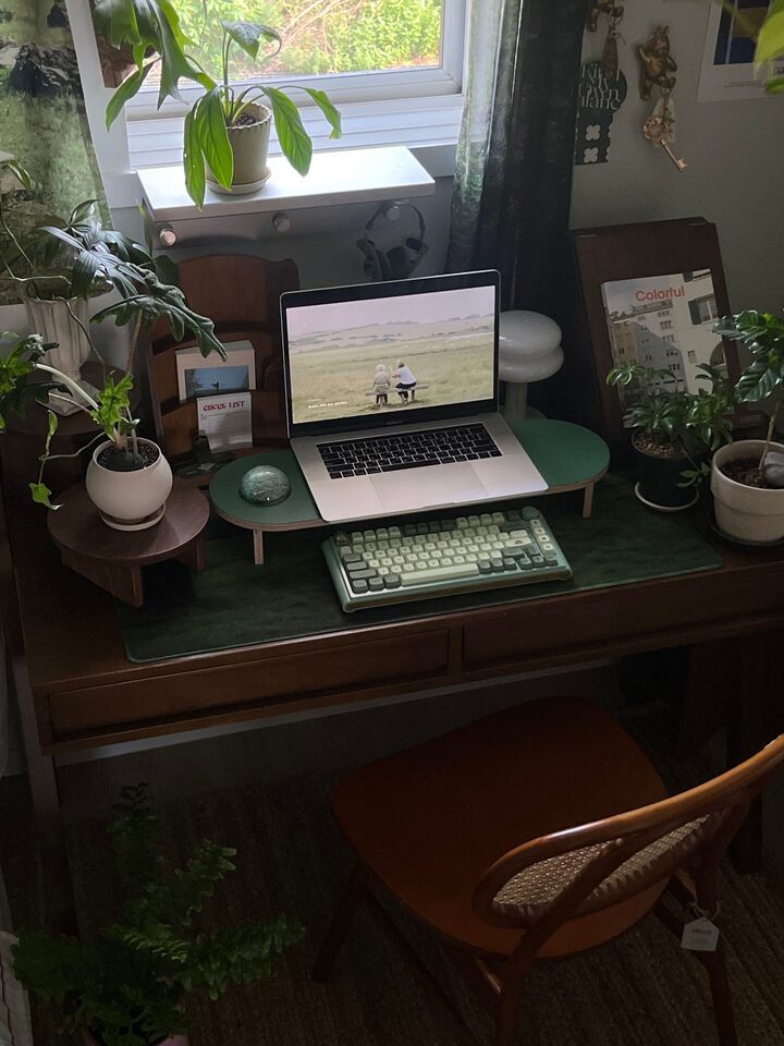 short form carousel card thumbnail