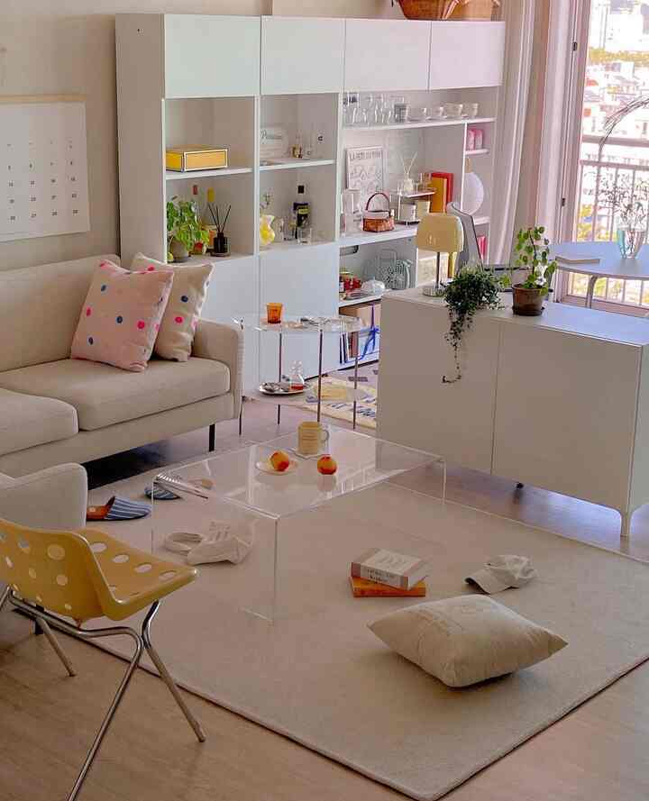 生け花 ガラス 花瓶 (高さ17cm)を使ったコーディネート 2