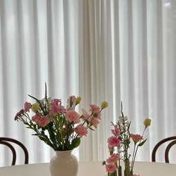 #꽃테리어 #예쁜화병 #화병추천 #프리츠한센화병 #엔알세라믹스 #nrceramics #fritzhansen 
생일꽃 핑크핑크
예뻐