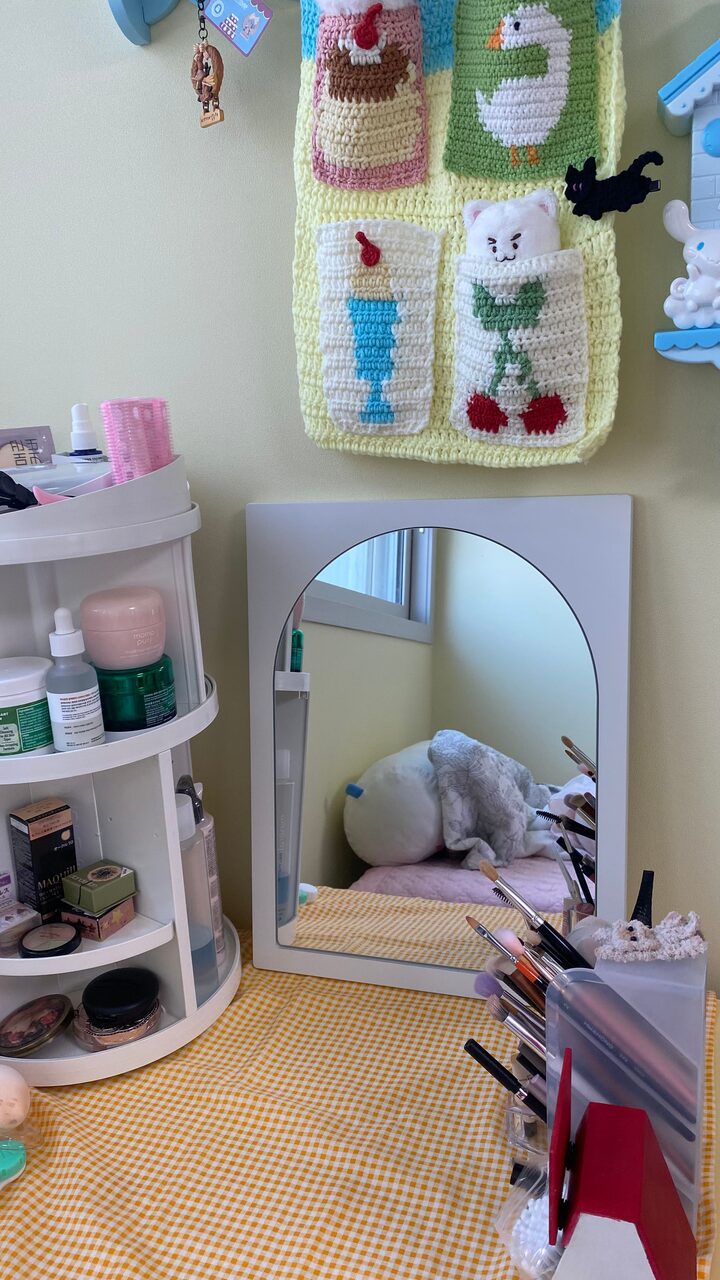 short form carousel card thumbnail