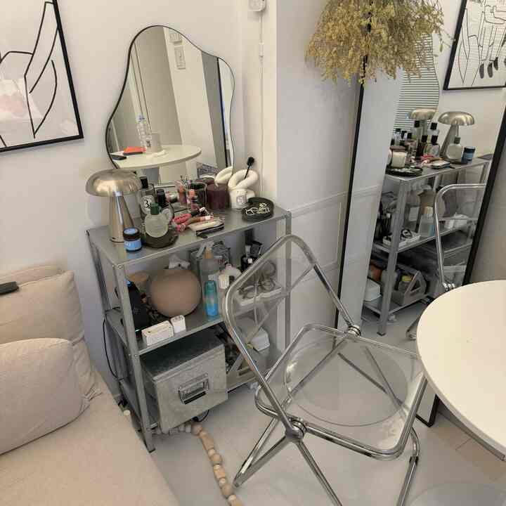 Another small rearrangement~🏠🧡

#Interior for single living #ミラー 
#Mirrors and full-length mirrors #一人暮らし部屋