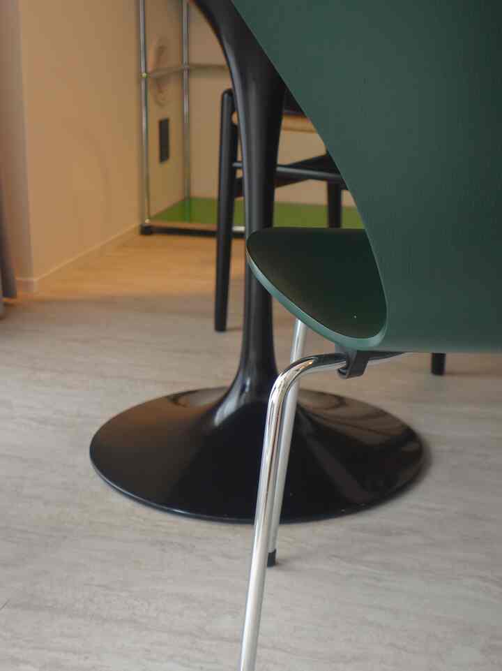 Dining⚫️🟢

#knoll #ノル #saarinen #サーリネン #fritzhansen #フリッツハンセン #sevenchair #セブンェア #hanswegner #ハンスウェグナー #yチェア #usm #usmhaller #usmmodularfurniture #usmハラー