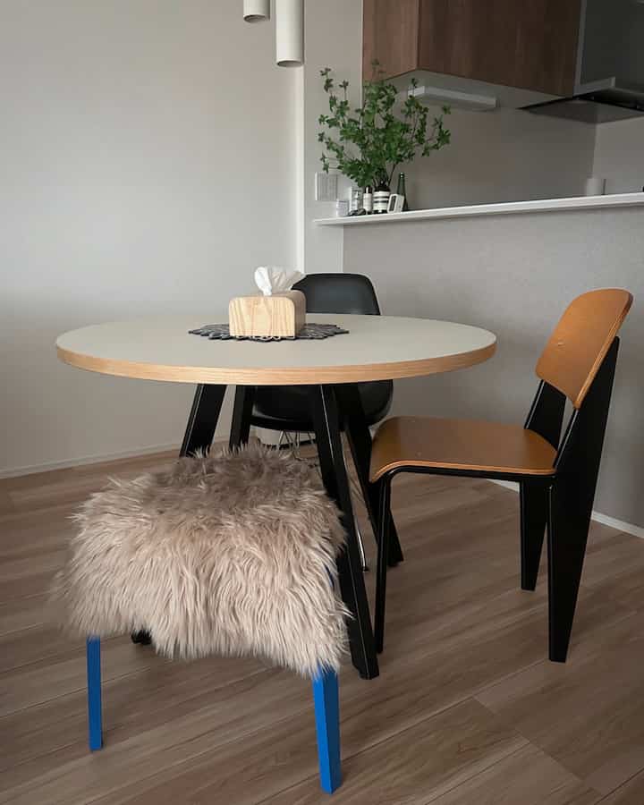 #ikea
#IKEA照明 
#standardchair
#Shellsidechair
#HermanMiller
#kanademono
