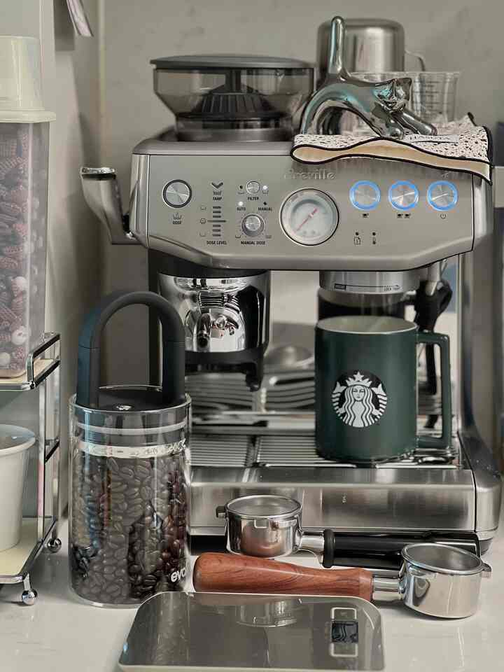 アンボクシング映像は撮れなかったが、
早く素敵なエスプレッソを降りたいです🖤🖤
豆に応じて粉砕度を調節しなければならないというのに、
勉強してみましょう🫡

＃ftc8の物語