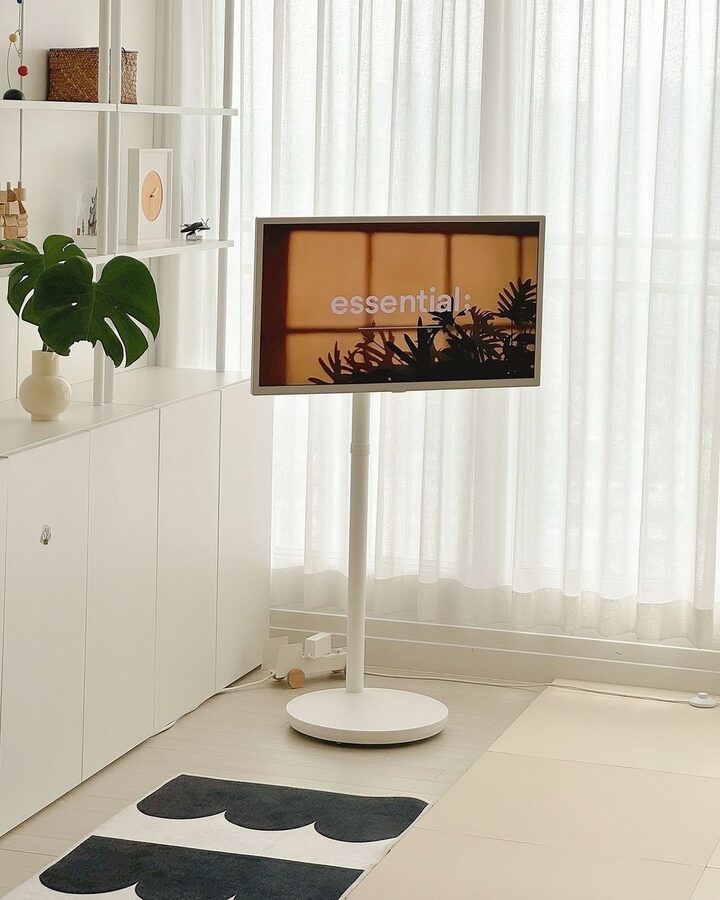 short form carousel card thumbnail