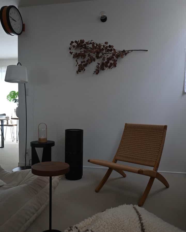 I'm glad that the cado air purifier blends in well 🌿
I like that the blue light can be turned off while driving, so it doesn't make noise in the interior 🌿
#cado #leaf #CARLHANSENANDSON #MG501 #ligneroset #togosofa #rosettogo #LEKLINT #snowdrop #candlelight #cugino