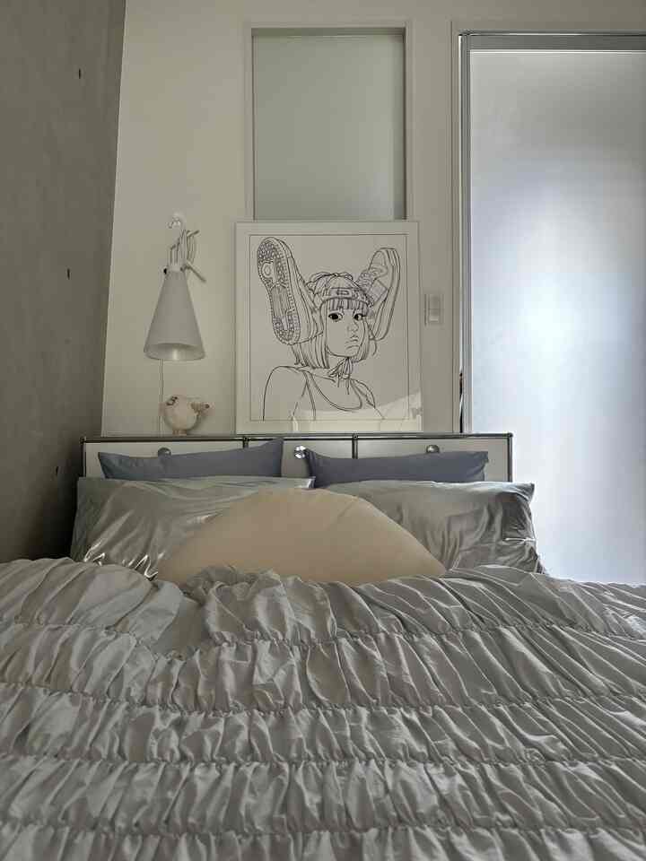 豆腐みたいな枕

#ベッドインテリア #アート #flos #照明 #magniberg #ベッドカバー #枕 #ピローケース #枕カバー