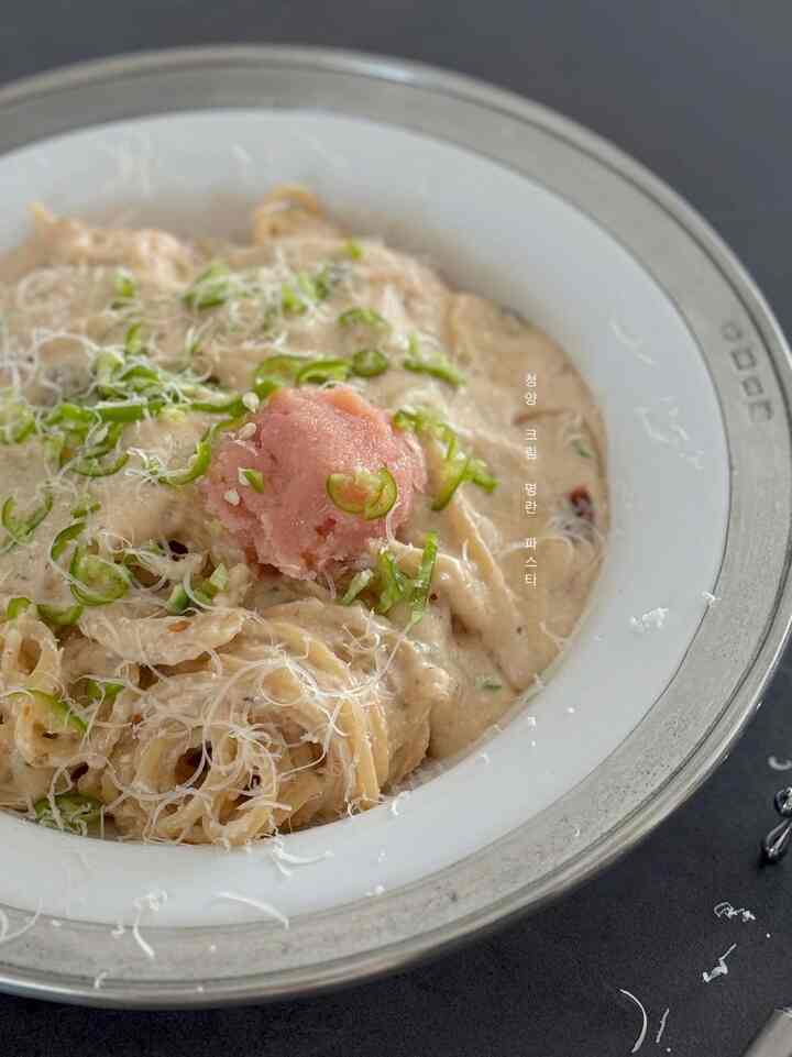 清陽クリーム明るいパスタ🌶️
2日連続で明るい料理を食べている..！ 🤍
#home #homecook #명란 #명란파스타 