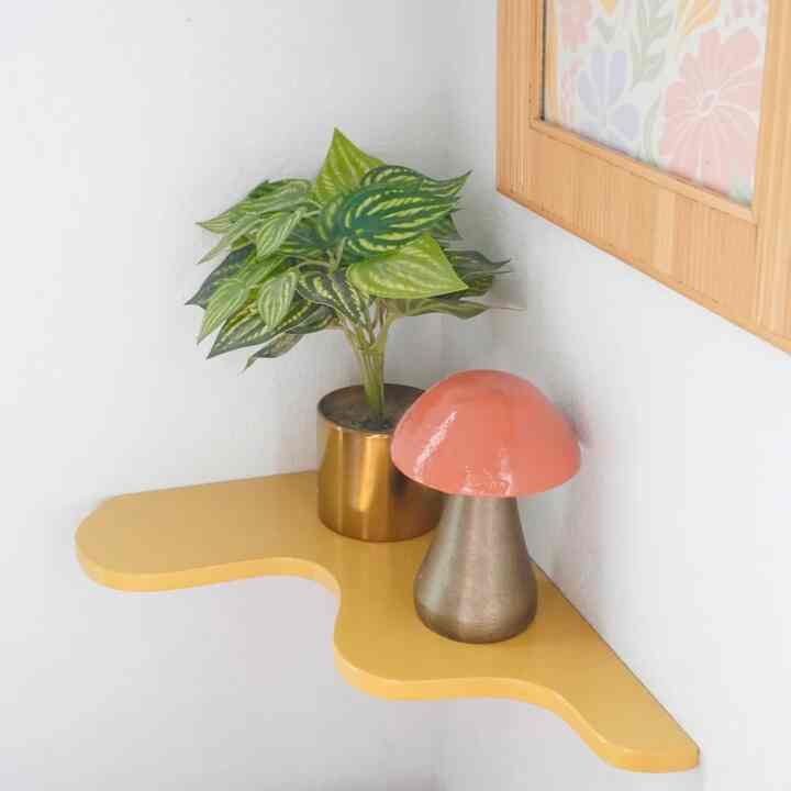 Curvy Corner Shelf 壁掛けコーナーシェルフ［5色］