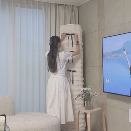 #오늘장면한컷 #오늘장면한컷챌린지 너무 귀여운 에어컨커버:) 오늘은 퇴근하고 미리 구비해둔 에어컨커버를 씌워봤답니다 ! 베베데코의 에어컨커버는 리본핀이 함께 제공되어 에어컨을 예쁘게 꾸며줄 수 있어요 색상은 블루‚ 블랙 두가지에 핀으로 구성되어 있어서 원하는 위치에 손쉽게 꽂아줄 수 있답니다! 2024 유행이 될 에어컨꾸미기 ! 베베데코에서 한정수량으로 700장만 판매한다고 하니 얼른 구비해두러 가셔요 !
#에어컨커버 #에어컨꾸미기 #에어컨가리개 #에어컨덮개 #신혼집꾸미기 #홈스타일링 #거실인테리어 #침실인테리어 #퇴근하고뭐하집 #맞팔 #전세집인테리어 #신혼집인테리어 #신혼집일상 #신혼집꾸미기 #신혼집 #집에서제일바빠 #오늘의우리집 #예쁜템최고야  