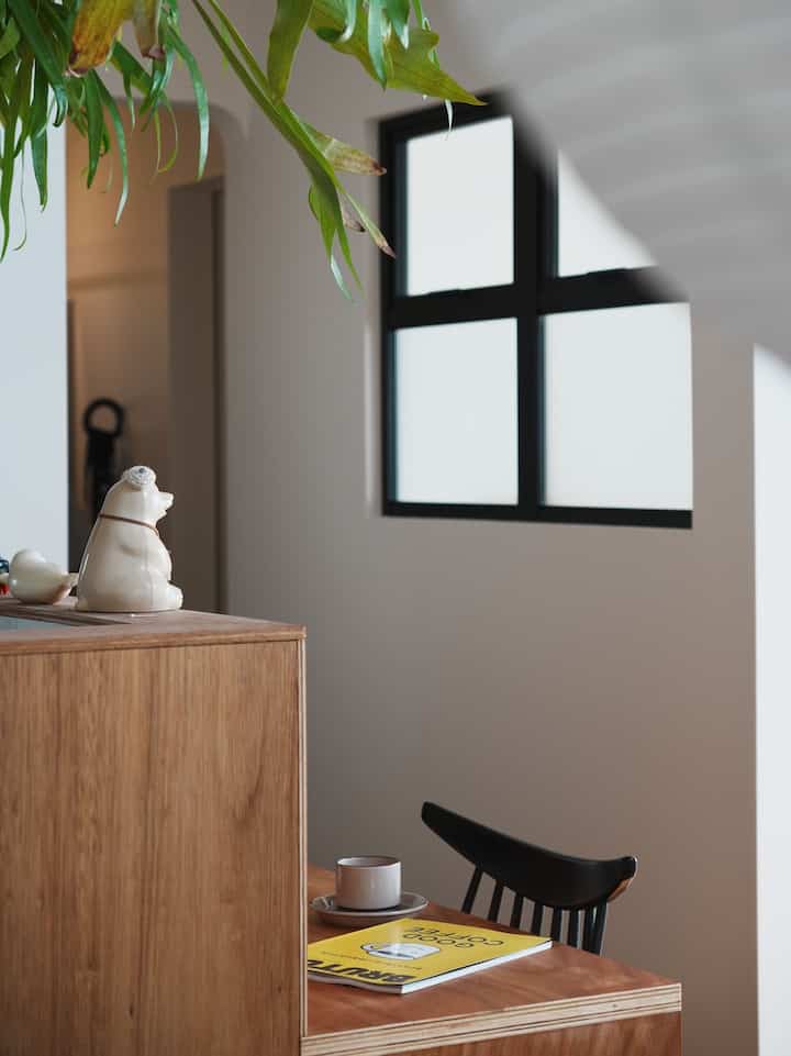 カウンターで朝のコーヒタイム☕️

BRUTUSのコーヒーガイドブック。ついつい買ってしまいました。

#北欧インテリア #コーヒタイム #ラワンカウンター