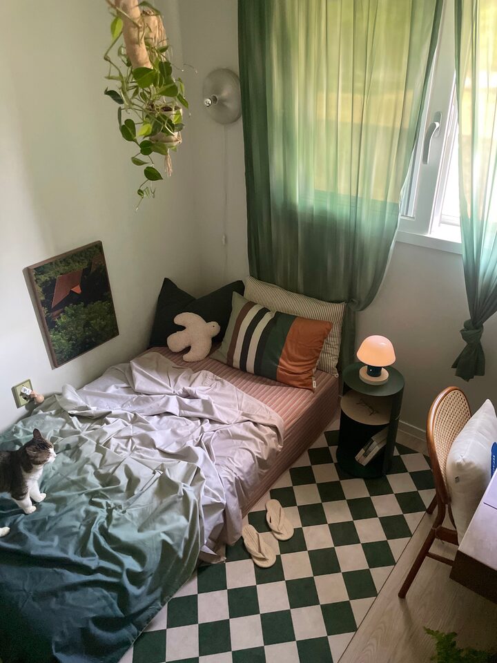 short form carousel card thumbnail