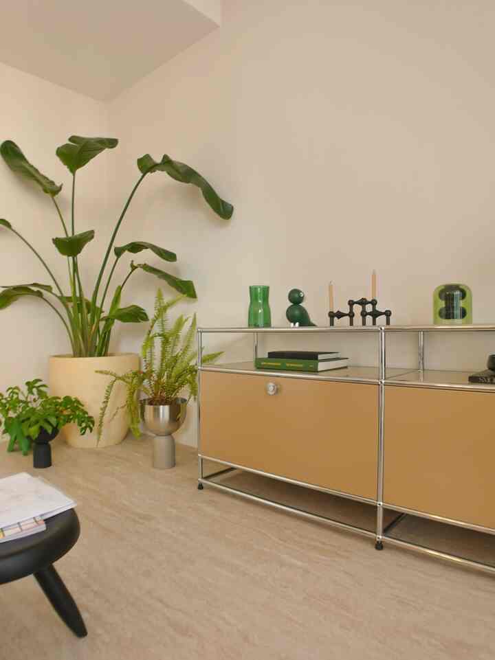 🦜

#usm #usmhaller #usmmodularfurniture #usmハラー #cassina #charlotteperriand #カッシーナ #シャルロットペリアン #flos #floslighting #jaspermorrison #ジャスパーモリソン #フロアライト #andtradition #アンドトラディション 