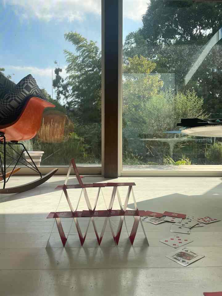 Before I knew it, my child had taken a picture of me without my permission 🤣
The iPhone camera is pretty good too 🫢

#daily life 
#children 
#play 
#white floor 
#pine wood 
#chair 
#big window 
#Scandinavian 
#Scandinavian interior 
