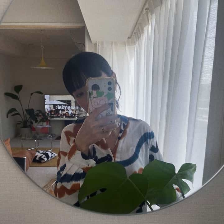 鏡つけました🪞
ラウンドで良いかんじ😌

#ウォールミラー #ラウンドミラー #鏡
