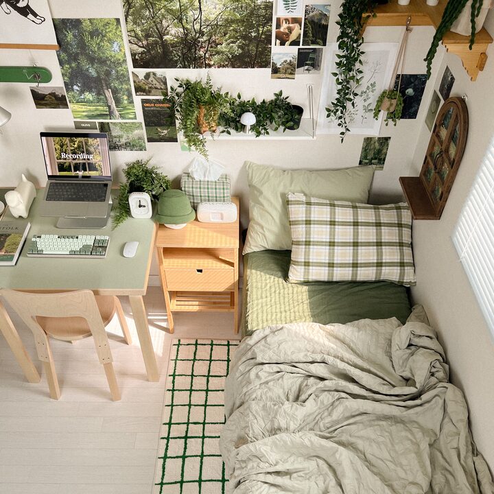 short form carousel card thumbnail