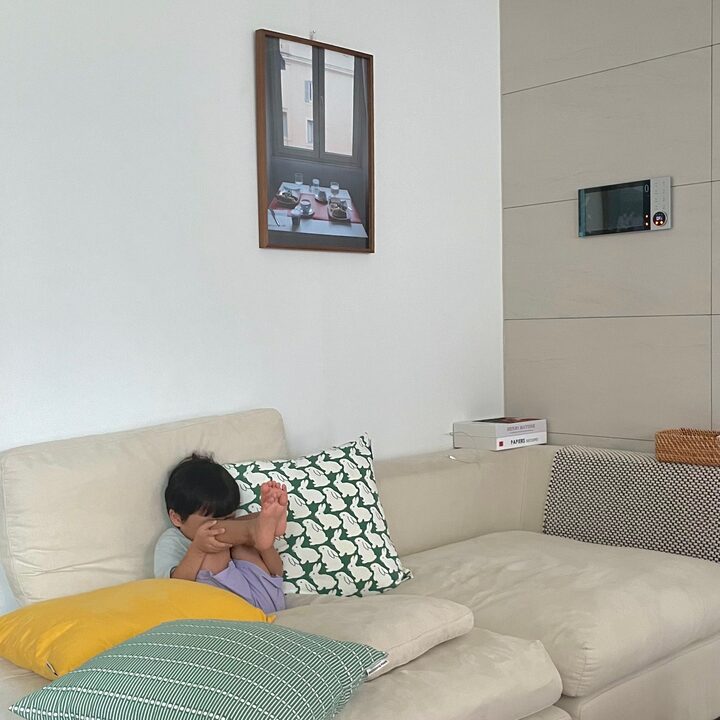 short form carousel card thumbnail