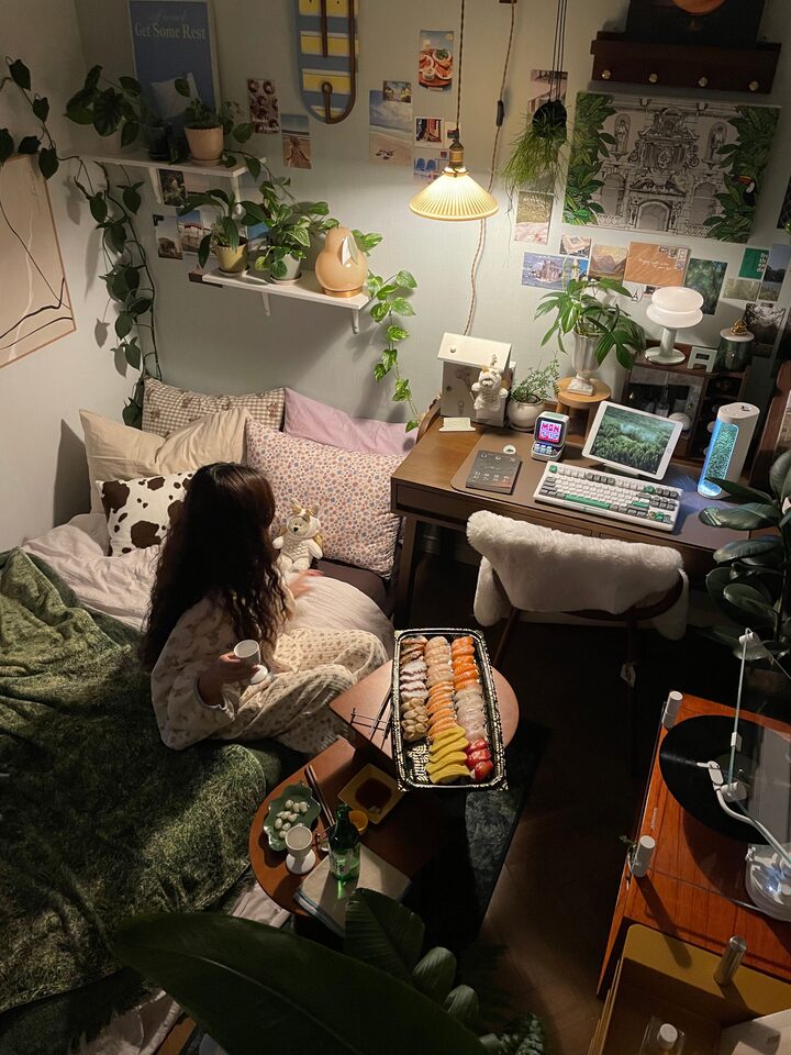 short form carousel card thumbnail