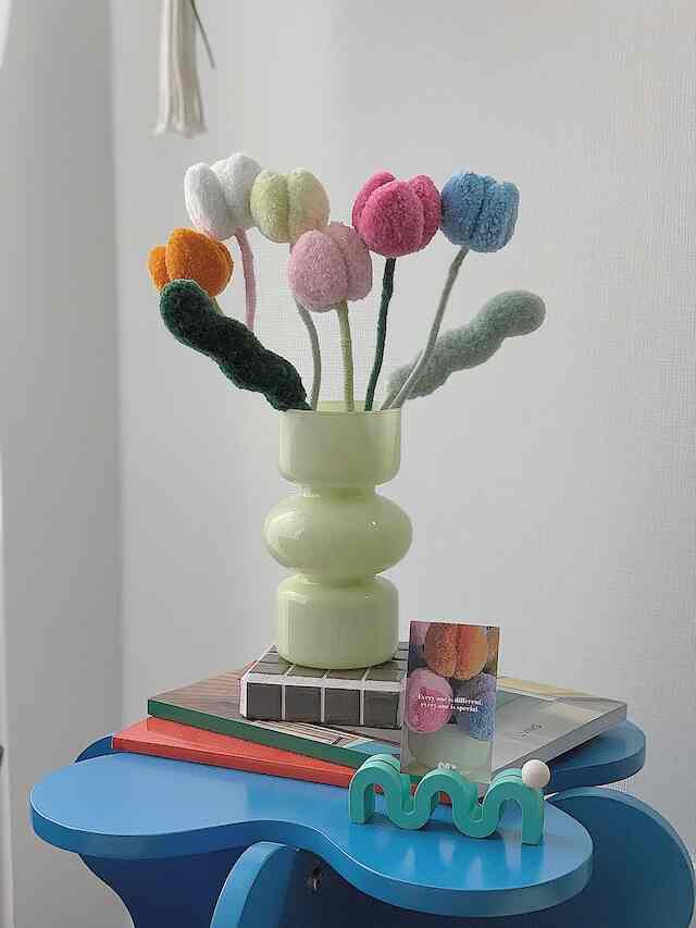 tufting flower / tulip