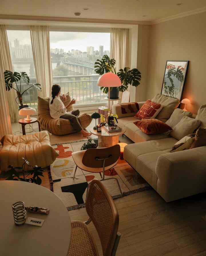 
一年中私のお気に入りのシーズン
雨の日🍁☔️🍂🕯️

#lcm #cesca #louispoulsen #knoll #노르딕네스트