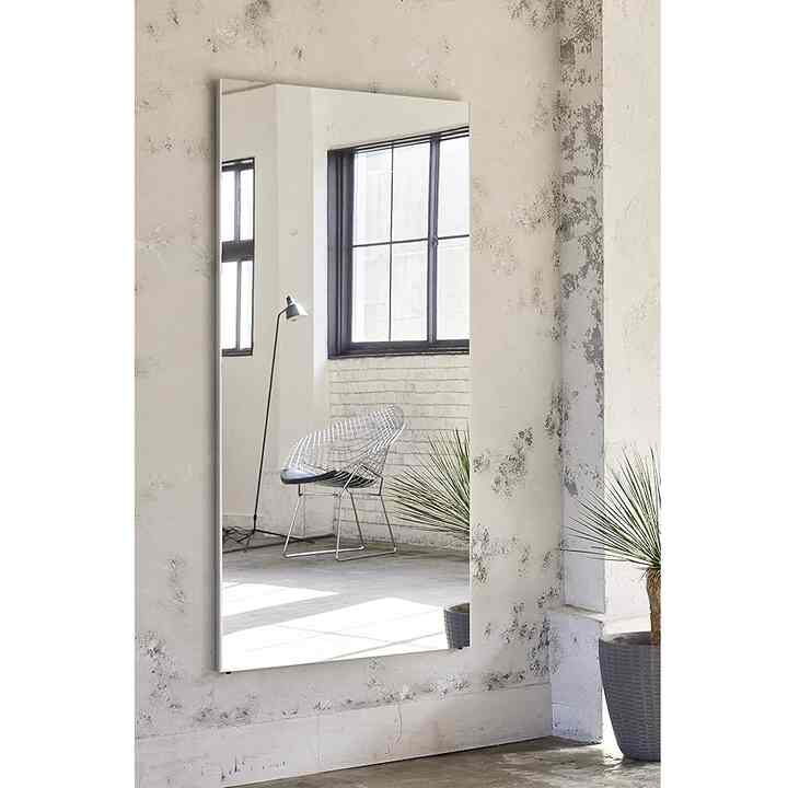  割れない軽量ミラー