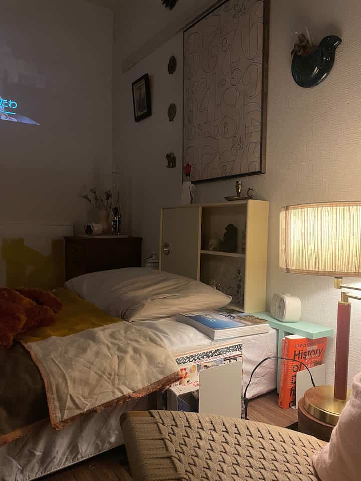 Malam menonton film🎥 #リビング #インテリア #リラックス #間接照明 #映画 #1K #一人暮らし #一人暮らし部屋 #一人暮らしインテリア