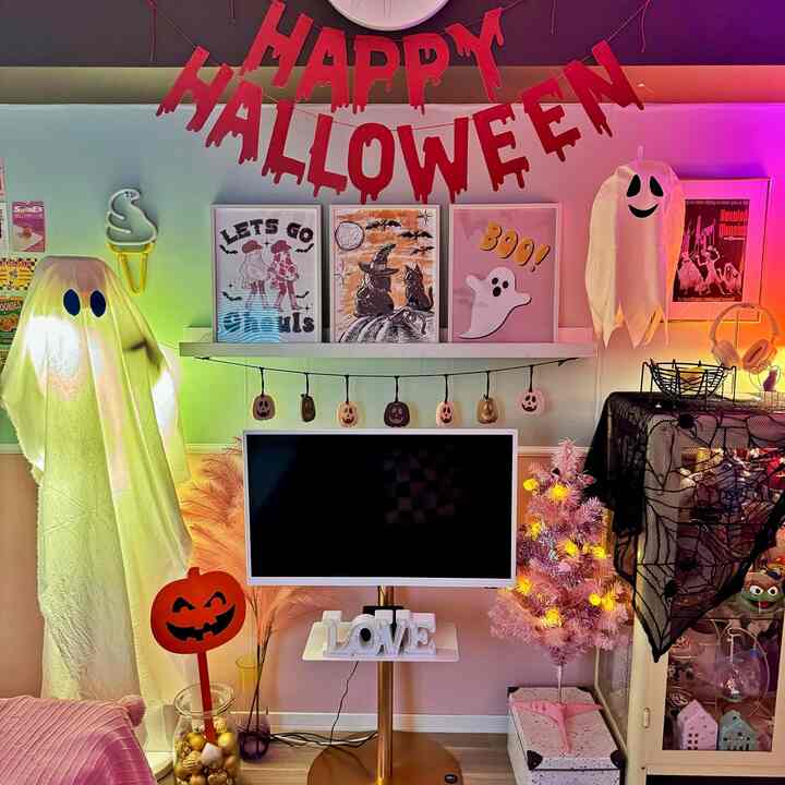 ハロウィンデコレーション始めました👻

#ハロウィン #ハロウィンインテリア #ハロウィン小物 #一人暮らし #一人暮らし部屋 #カラフルインテリア 