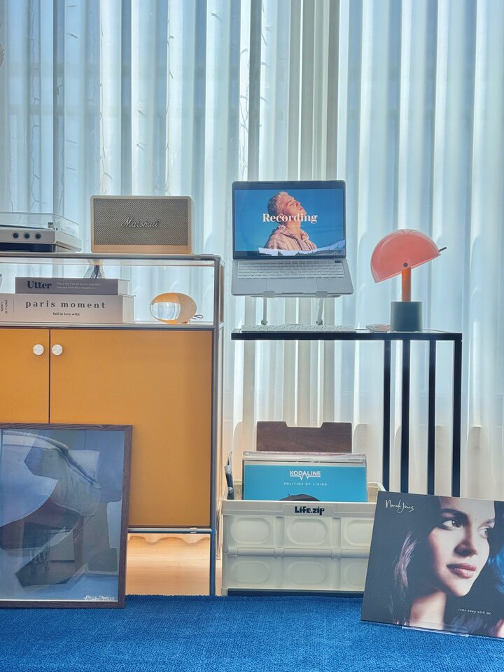 short form carousel card thumbnail