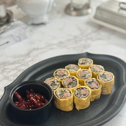 스팸, 단무지, 청경채 넣은 김밥을 계란으로 돌돌 말아
풀무원 꼬들무 장아찌랑 함께 먹으면
#꿀맛
#오늘장면한컷 #우리집포토존 #집밥 #간단레시피 #오홈스토랑 #계란말이김밥 #풀무원꼬들무장아찌 #간단레시피 #집김밥 #맞팔 #나도크리에이터 #크리에이터 #혼자만의시간 #집밥이최고 #취미를즐겨요 